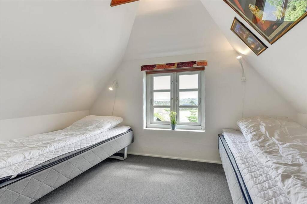 Thatched Holiday Home In Struer, Jutland With A View المظهر الخارجي الصورة